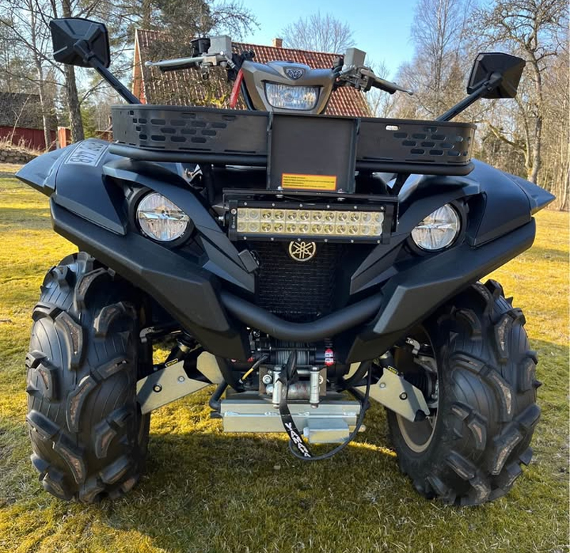 Fyrhjuling Yamaha YFM 700 Grizzly stulen utanför Visseltofta nordväst om Osby