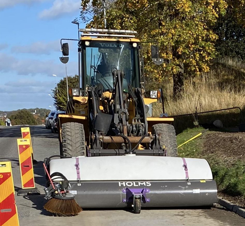Volvo L40B med Pronar snöplog stulen i Alingsås