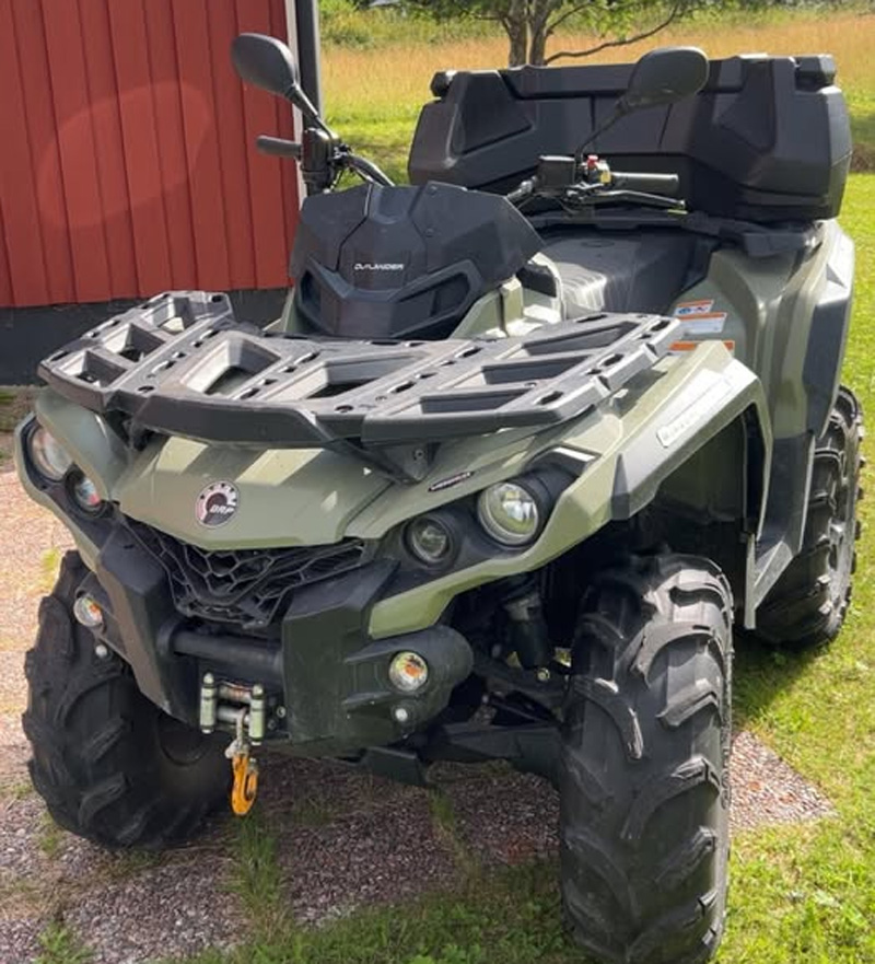 Grön fyrhjuling Can Am Outlander 570 PRO stulen i Klövsjö nordost om Vemdalen