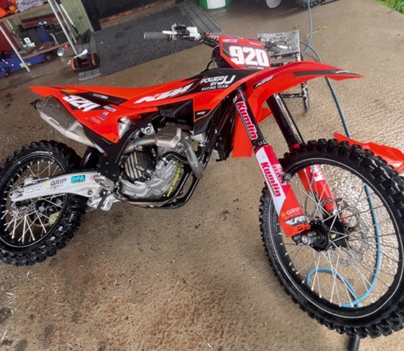 Två svenskägda KTM 250 SX-F stulna i Belgien vid gränsen till Frankrike