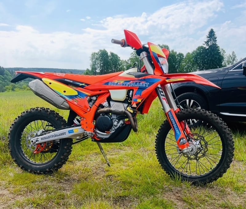 KTM 350 EXC-F Champ Edition stulen i Varvhult norr om Borås