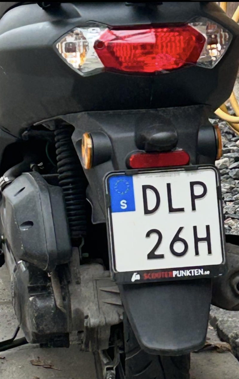 Svart Peugeot Kisbee stulen vid Filborna Arena i Helsingborg