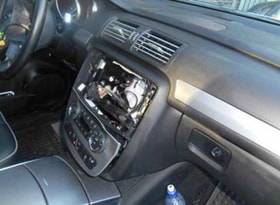 Fler stölder av strålkastare och navigationssystem – storstäder mest drabbade